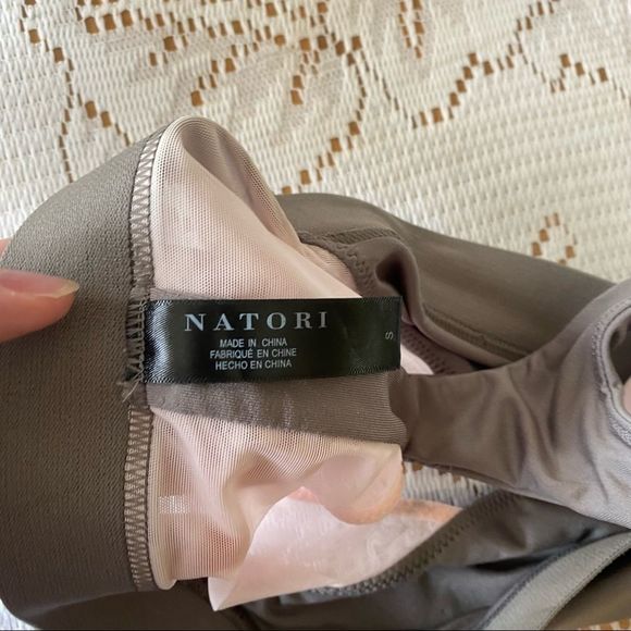 Natori • Gravity Racerback Low Impact Sports Bra in Slate Gray/Pink - Picture 7 of 10